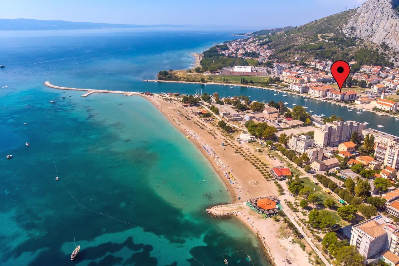 Apartmani Ribnjak Seka 오미스 외부 사진